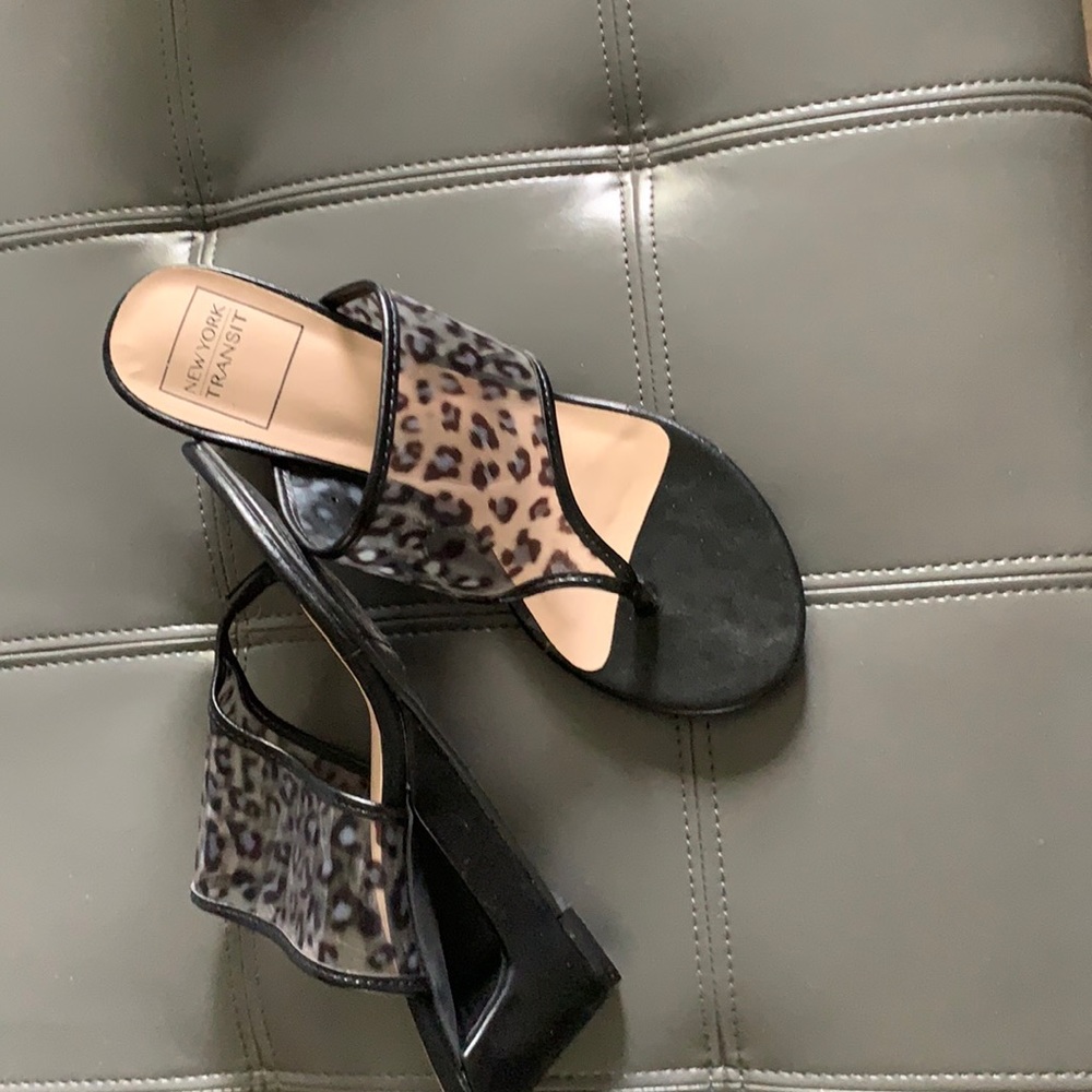 Leopard black thong wedges